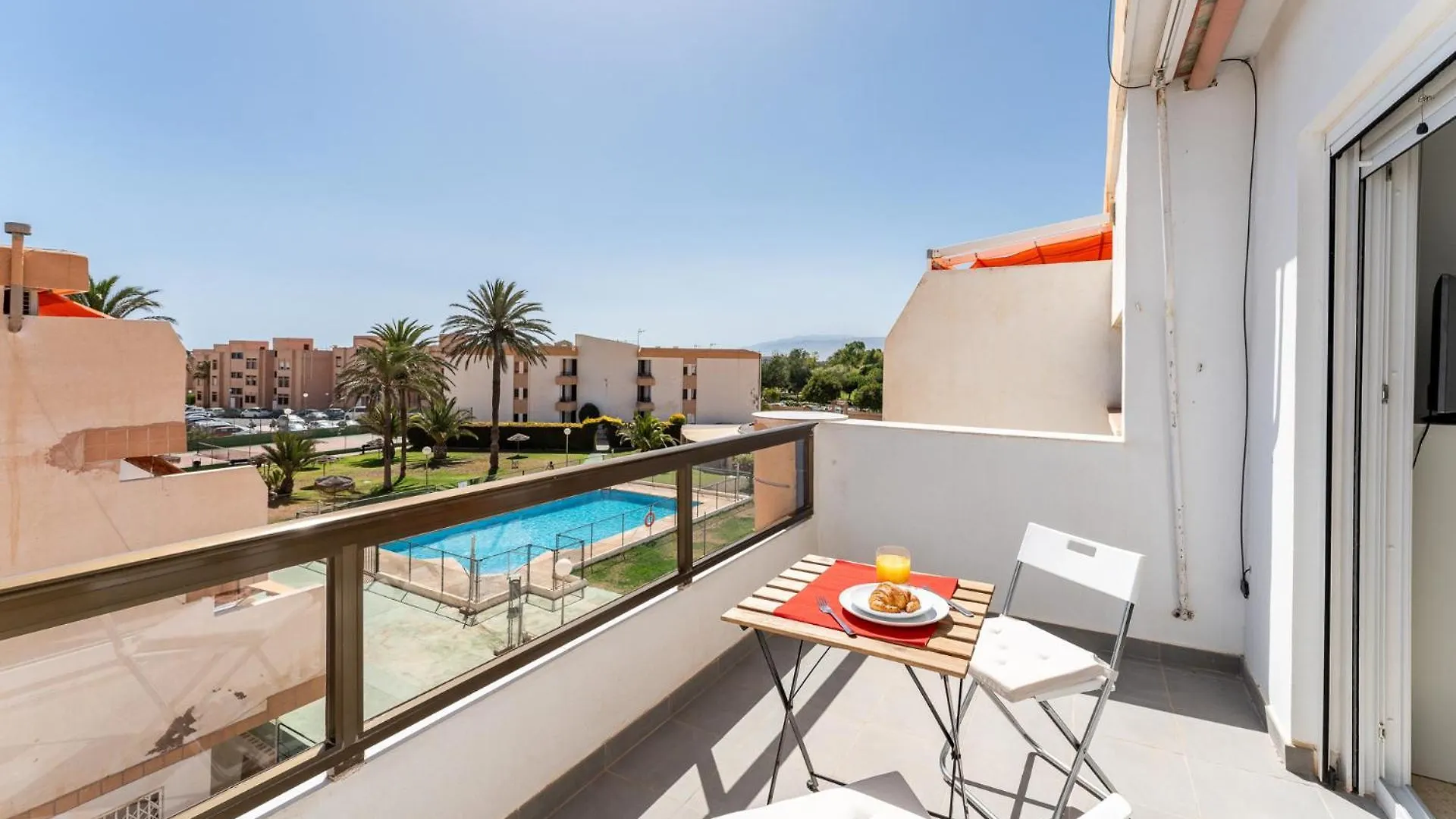 Ct 288 Al - Faro'S Retamar Cuddly Nest For 2 Apartment Almeria